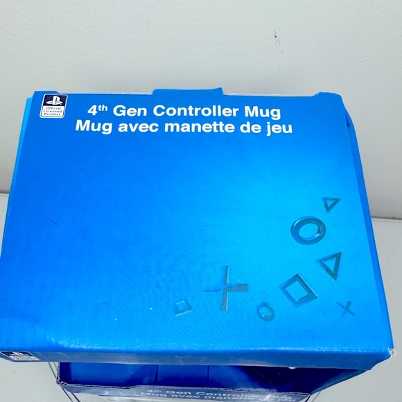 PlayStation Mug - 4th Gen Controller Mug - Picture 4 of 4